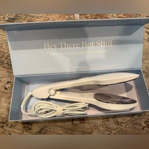 Nori Press Steam Iron-Handheld Iron